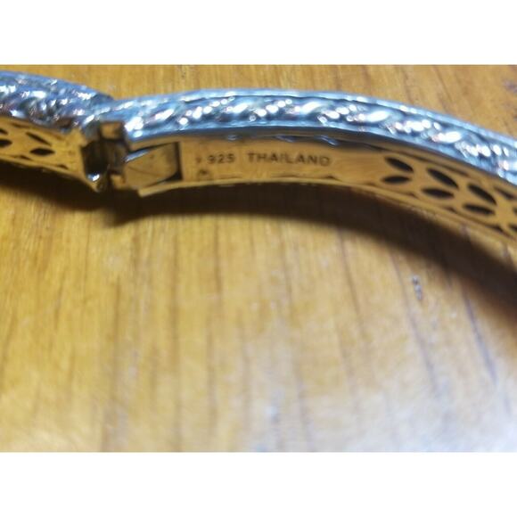 JAI Sterling Silver Leopard Hinged Cuff Bracelet J100326 - Picture 5 of 9